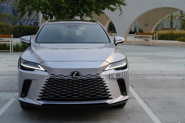 Lexus RX 350h 2025 đã về Việt Nam: Tinh ý mới thấy điểm khác bản xăng, dễ thêm công nghệ, máy tiết kiệm xăng cạnh tranh X5, Q7 - Ảnh 9