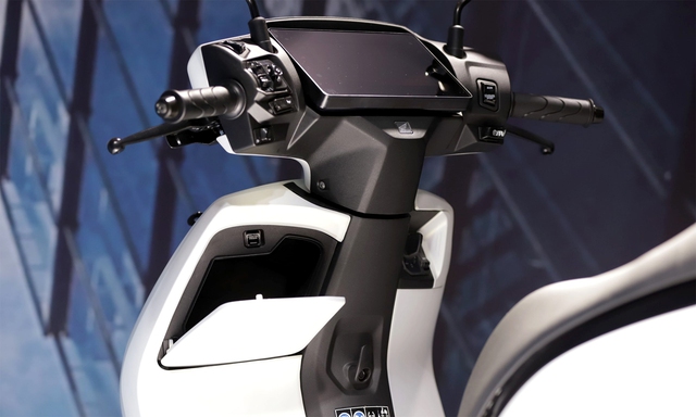 'Honda Lead chạy điện' sắp lên kệ ở VN: Chi dưới 7 triệu đã có thể mang xe về, có pin đầy trong phút mốt - Ảnh 4