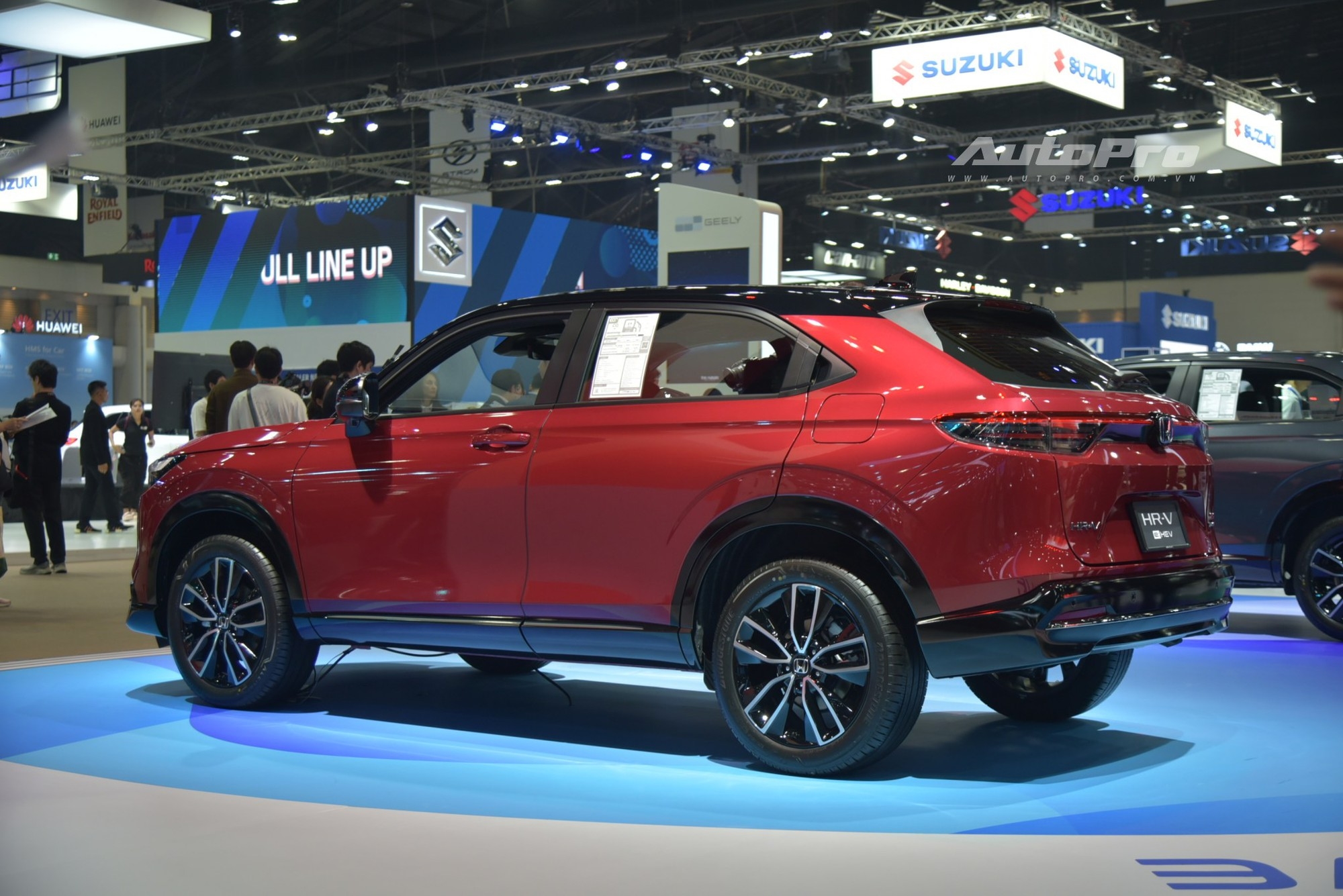 Loạt xe ra mắt Việt Nam tháng 4/2025: Đều là SUV, có cả máy xăng, hybrid, giá dự kiến từ khoảng 600 triệu đến... gần 9 tỷ đồng - Ảnh 2