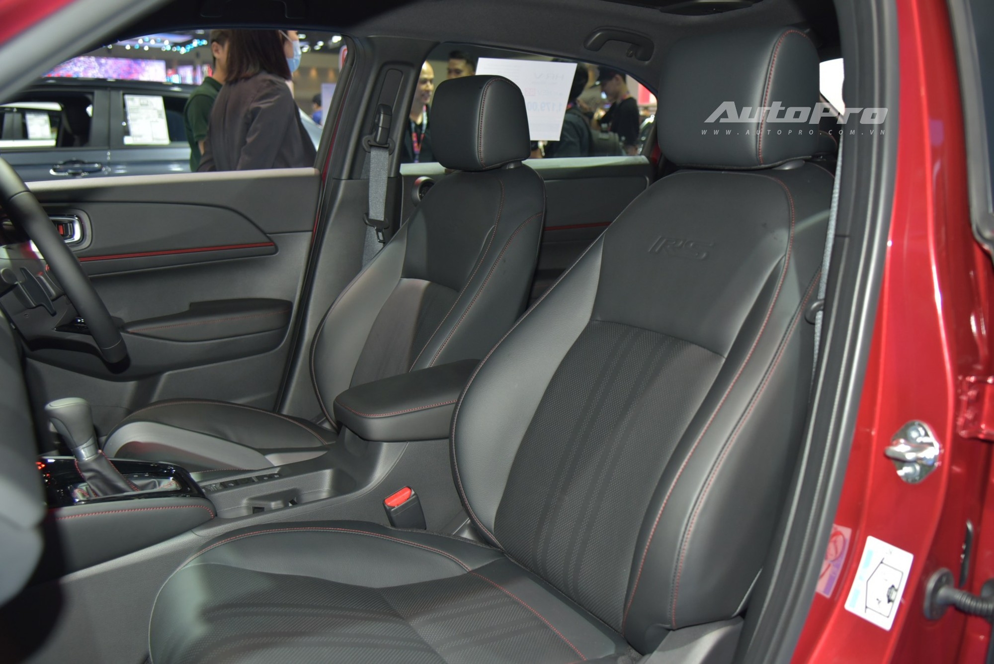 Loạt xe ra mắt Việt Nam tháng 4/2025: Đều là SUV, có cả máy xăng, hybrid, giá dự kiến từ khoảng 600 triệu đến... gần 9 tỷ đồng - Ảnh 6