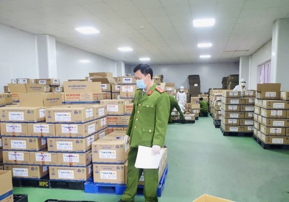 Vụ gần 600 loại sữa giả: Nói thẳng về 'kẽ hở' giúp doanh nghiệp gian dối - Ảnh 1