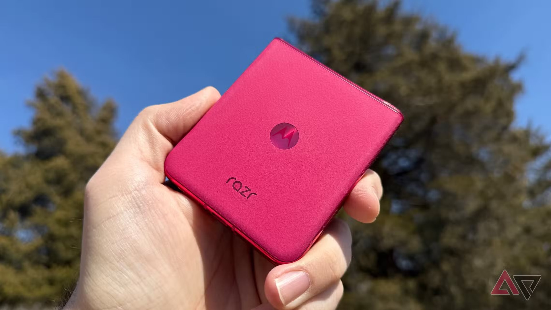 Là người từng thử đến 40 điện thoại/năm, đây là mẫu máy tôi muốn gắn bó nhất thay vì iPhone hay Samsung - Ảnh 1