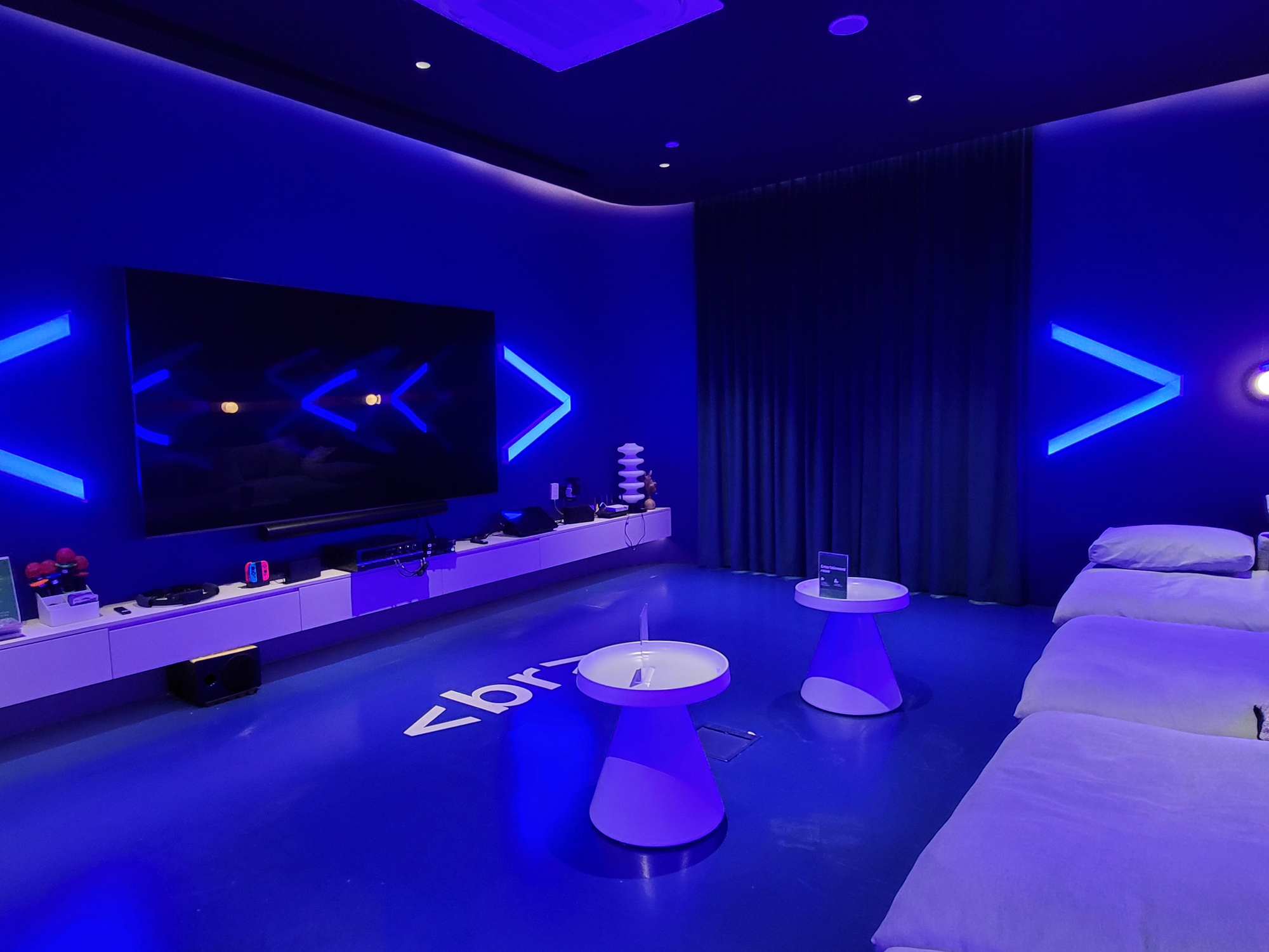 Bên trong trụ sở chính của Grab tại Singapore: Bố trí từ phòng gym, phòng karaoke đến "nhà trẻ thu nhỏ", phòng họp theo chủ đề thể thao để thúc đẩy tinh thần nhân viên - Ảnh 11