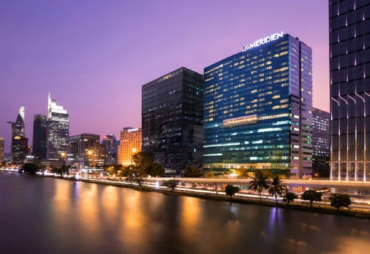 Khách đặt trước cả tháng, khách sạn kín chỗ dịp 30/4 - Ảnh 1