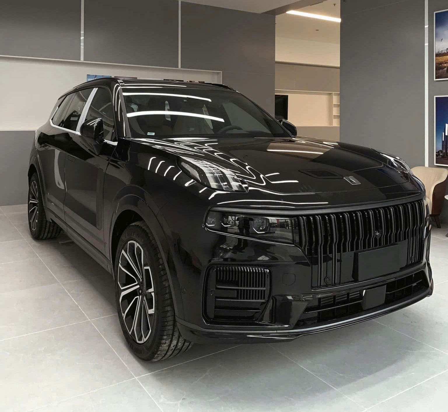 Loạt xe giảm giá cả trăm triệu đồng: Chủ yếu là SUV, có cả mẫu hot, một diễn biến gây bất ngờ - Ảnh 12