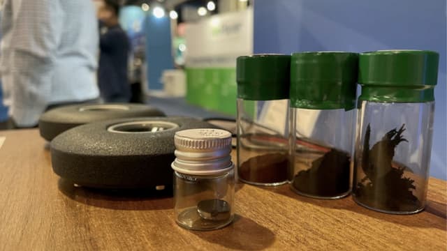 Phát hiện của nhà khoa học Trung Quốc có thể "cứu nguy" cho Hoa Kỳ: Thiếu đất hiếm không còn là vấn đề! - Ảnh 1