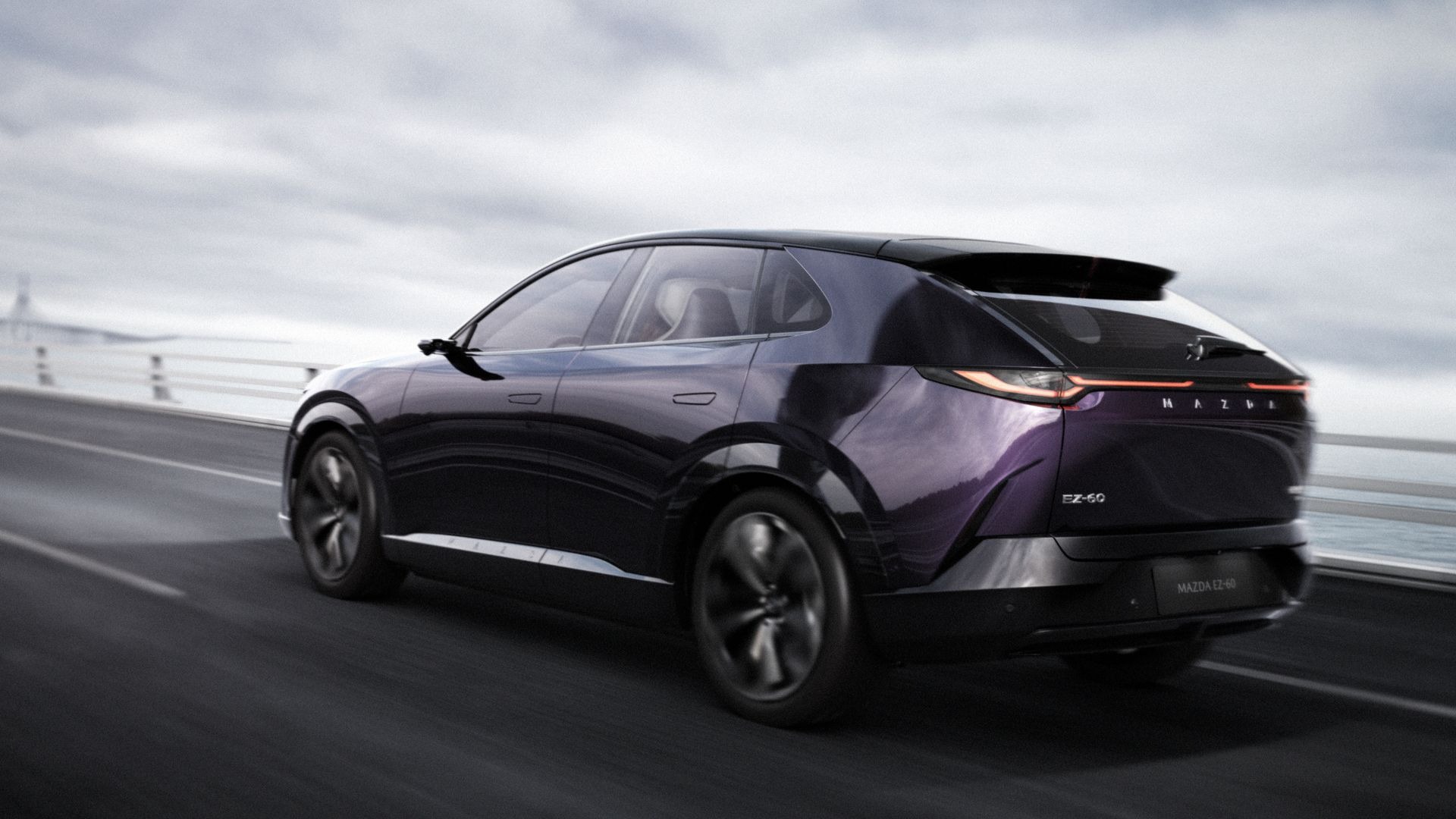 Mazda EZ-60 ra mắt: Dáng coupe như CX-30, dài gần bằng CX-8, màn hình 5K khổng lồ, bản điện chạy 600km/sạc, hybrid chạy 160km không cần xăng - Ảnh 2