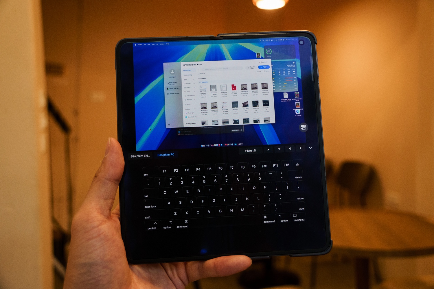 Tôi dùng OPPO Find N5 làm việc thay laptop và hoàn toàn bất ngờ - Ảnh 1