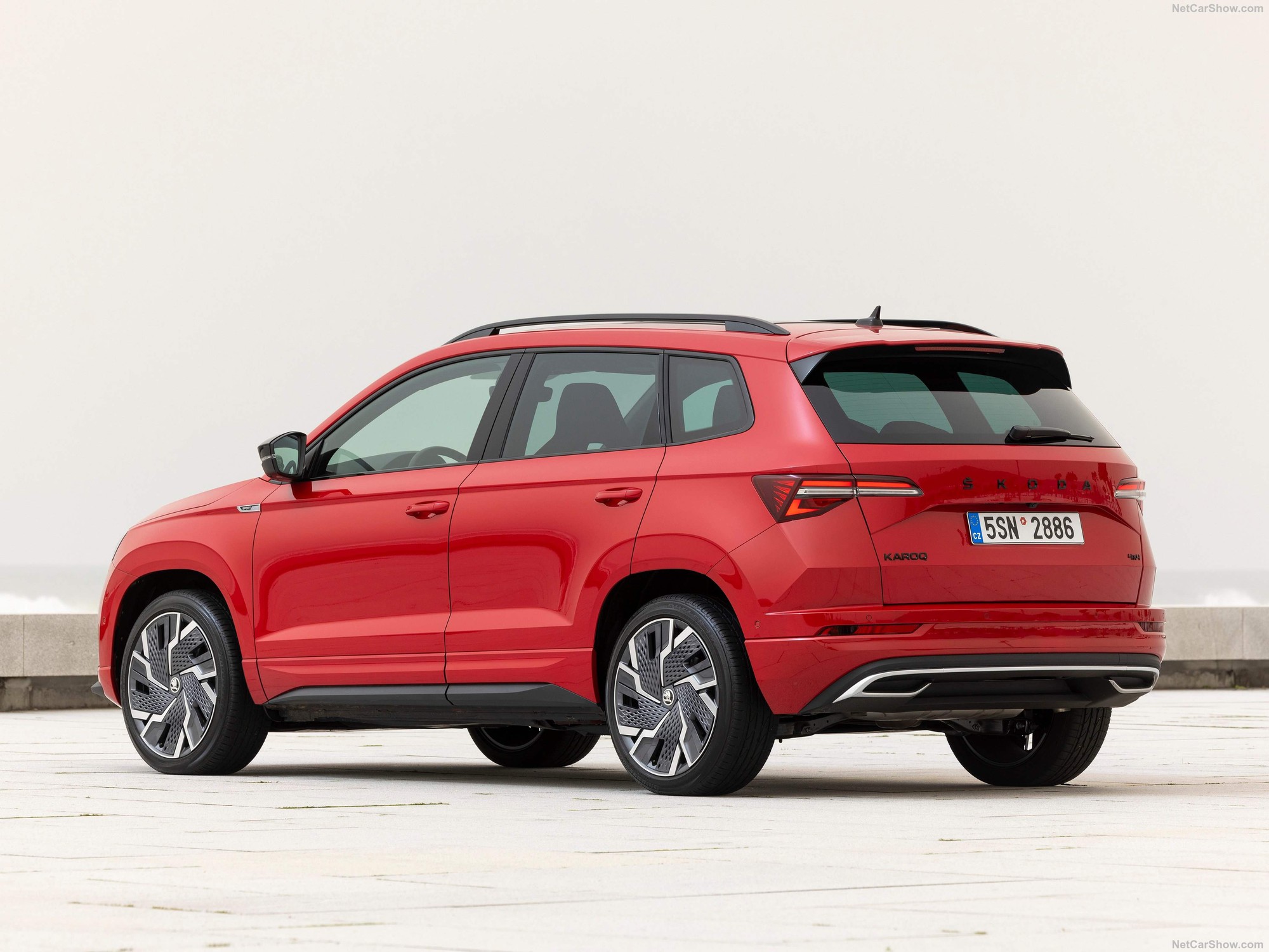 Skoda Karoq bản thể thao lần đầu lộ diện tại Việt Nam, dễ ra mắt trong thời gian gần cạnh tranh CX-30, Corolla Cross - Ảnh 8
