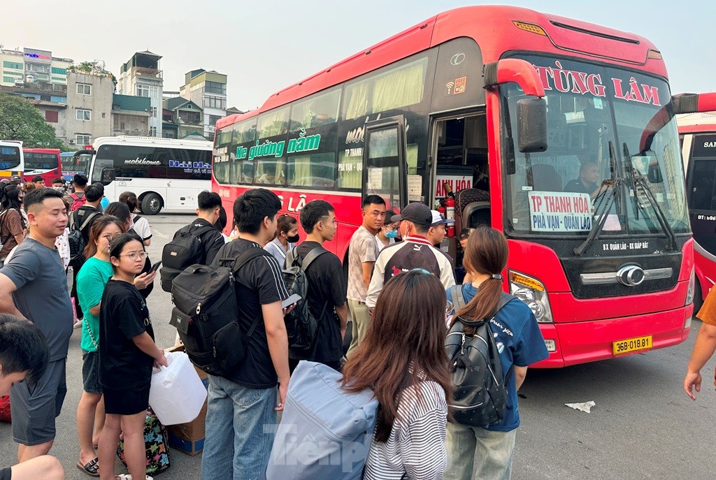 ‘Cháy’ xe khách về một số tỉnh thành, bến ‘tung’ xe tăng cường - Ảnh 3