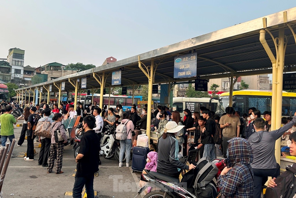 ‘Cháy’ xe khách về một số tỉnh thành, bến ‘tung’ xe tăng cường - Ảnh 6