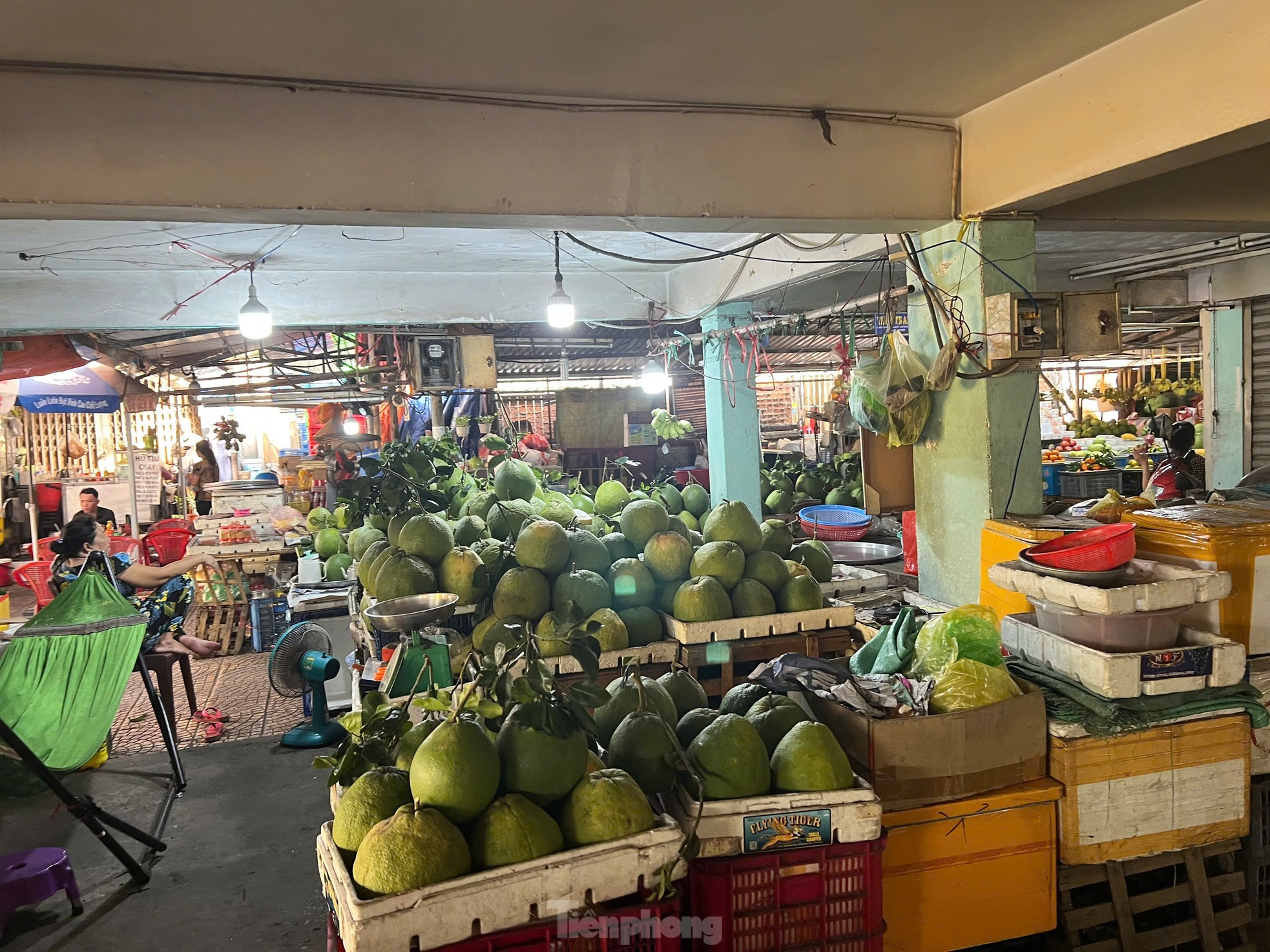 Ngỡ ngàng nhiều trái cây giải nhiệt mùa nóng có giá bằng ly trà đá - Ảnh 14