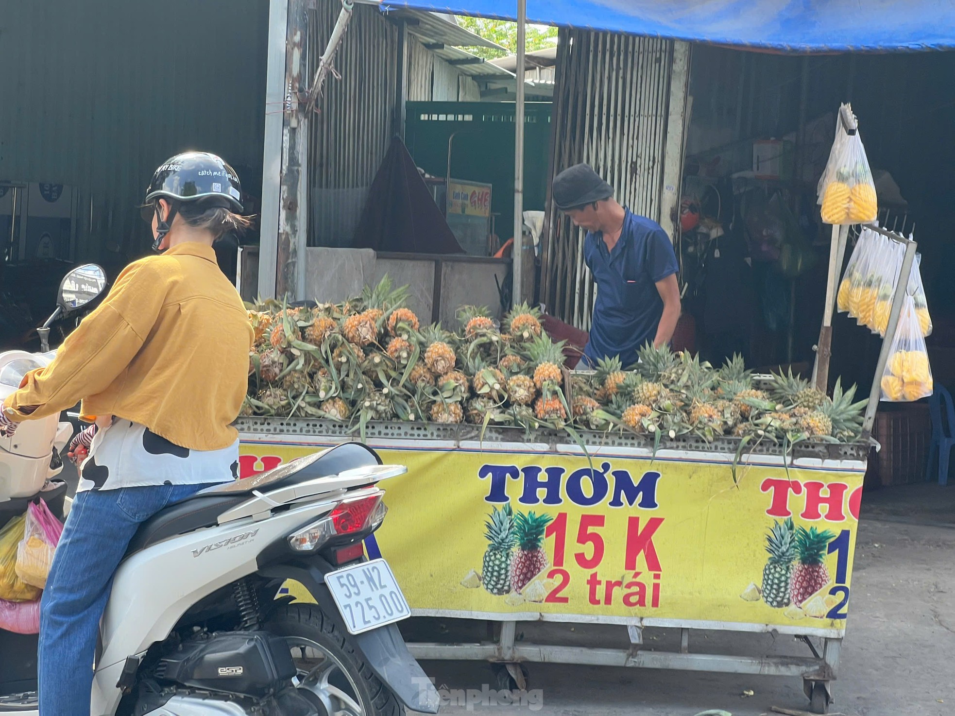 Ngỡ ngàng nhiều trái cây giải nhiệt mùa nóng có giá bằng ly trà đá - Ảnh 4