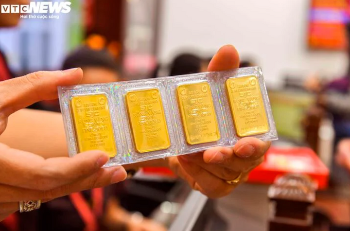 Liên tiếp lập đỉnh, giá vàng tuần tới tăng hay giảm? - Ảnh 2