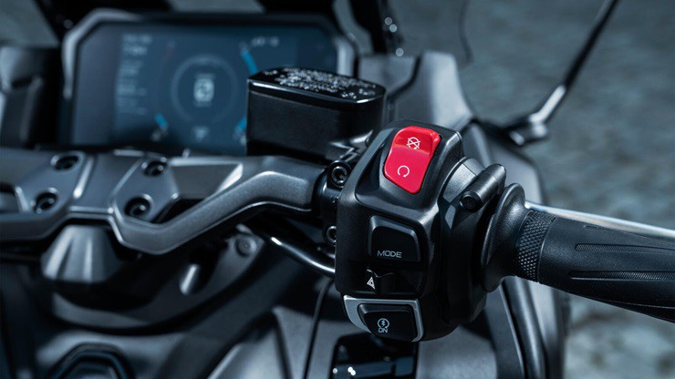 Yamaha ra mắt xe tay ga phân khối lớn giá gần 300 triệu đồng, có gì đặc biệt? - Ảnh 4