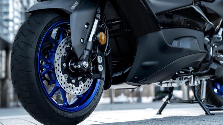 Yamaha ra mắt xe tay ga phân khối lớn giá gần 300 triệu đồng, có gì đặc biệt? - Ảnh 7