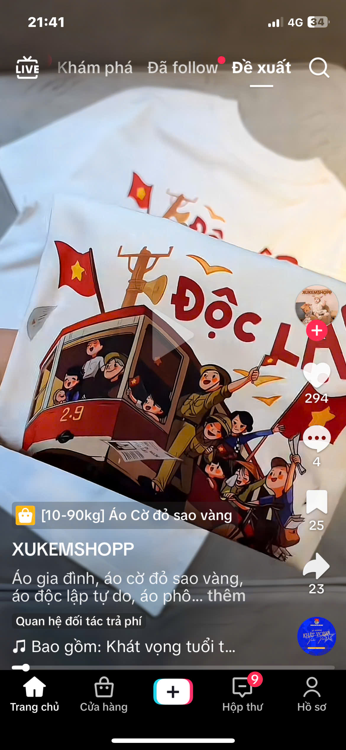 Cơn sốt mua áo cờ đỏ sao vàng mặc dịp lễ 30-4 - Ảnh 7