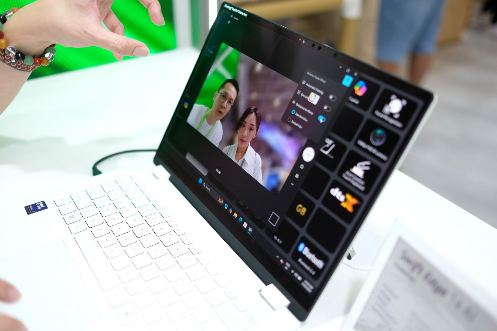 Acer trình làng loạt laptop mỏng nhẹ, tích hợp AI xịn sò tại Computex 2025 - Ảnh 3