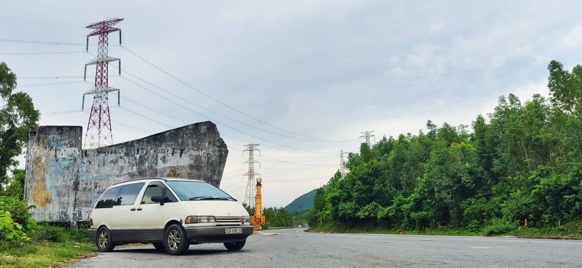 Đẳng cấp giá trị cốt lõi của Toyota: 35 tuổi vẫn 'sẵn sàng xuống biển lên đồi', giá rẻ tiện nghi bất ngờ - Ảnh 3