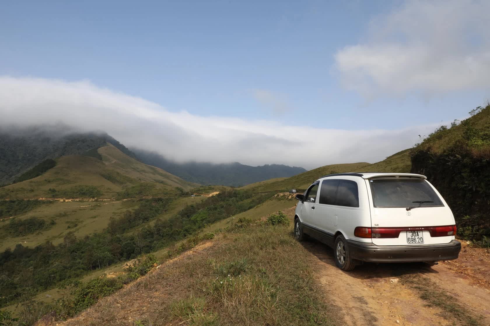 Đẳng cấp giá trị cốt lõi của Toyota: 35 tuổi vẫn 'sẵn sàng xuống biển lên đồi', giá rẻ tiện nghi bất ngờ - Ảnh 4