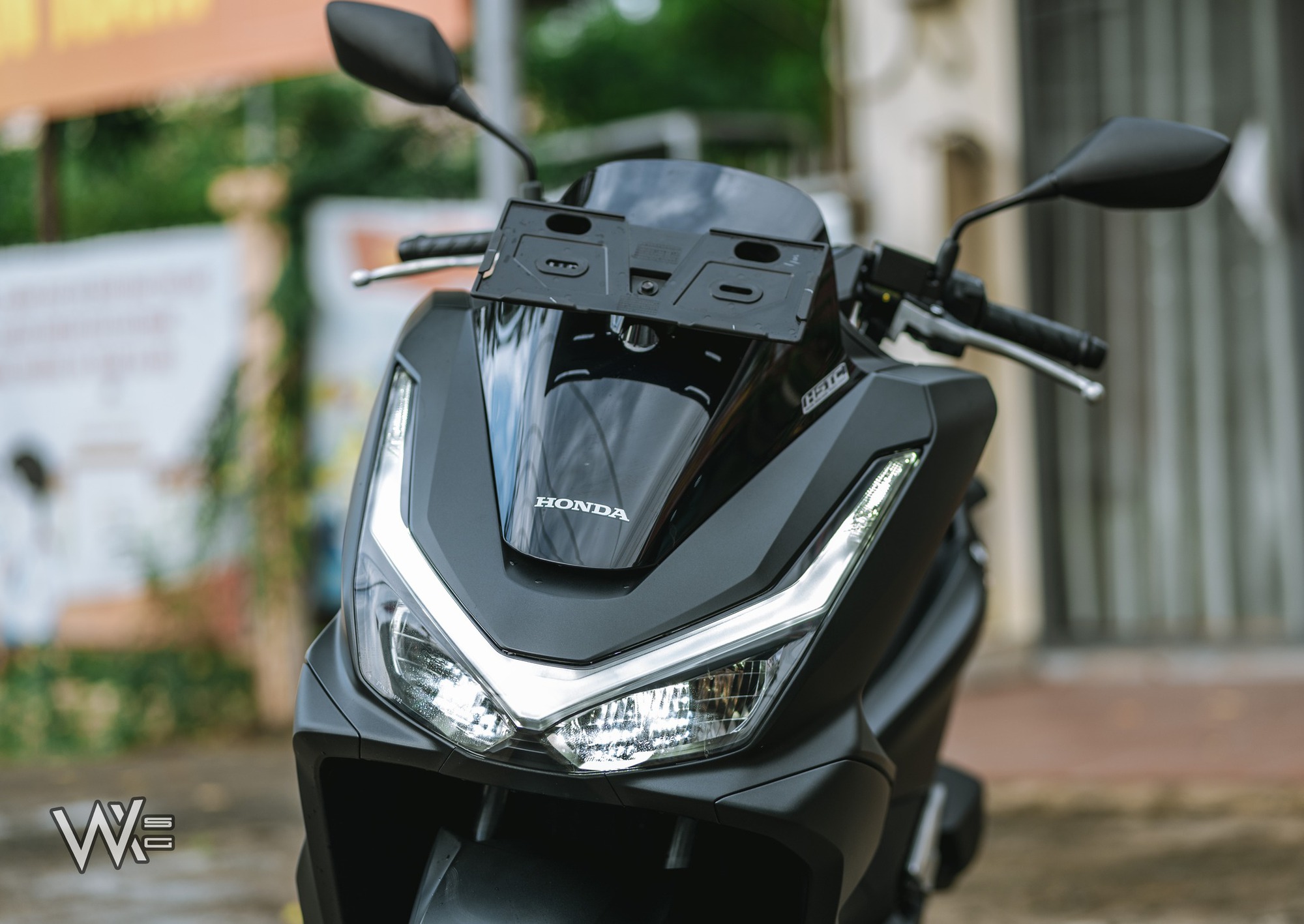 Honda Phi Thuyền 2025 quá 'hot', một lô vừa về giờ còn vài chiếc: Cốp to hơn của SH, ăn xăng 2,2L/100km - Ảnh 7