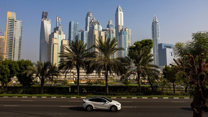 Xe xăng sắp lỗi thời như cưỡi ngựa: Quốc gia này xăng dầu "đào lên là có" mà còn chuyển hết sang xe điện - Ảnh 1