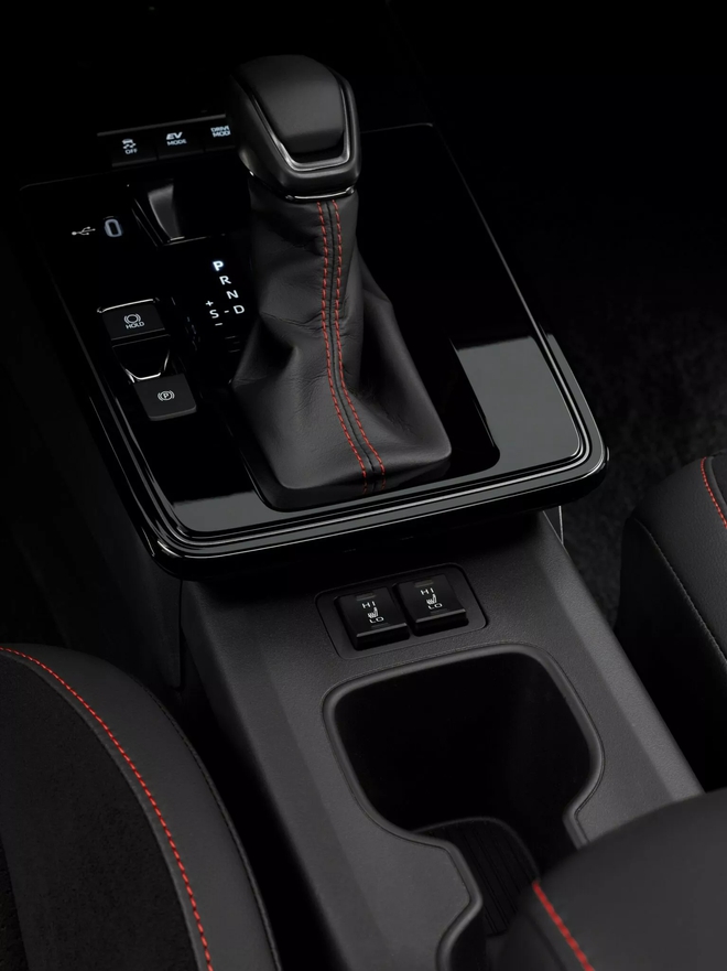 Toyota Corolla Cross 2026 ra mắt: Đèn LED mới, mâm mới, màn hình lớn, máy hybrid mạnh hơn, có bản thể thao, về Việt Nam dễ hot - Ảnh 11