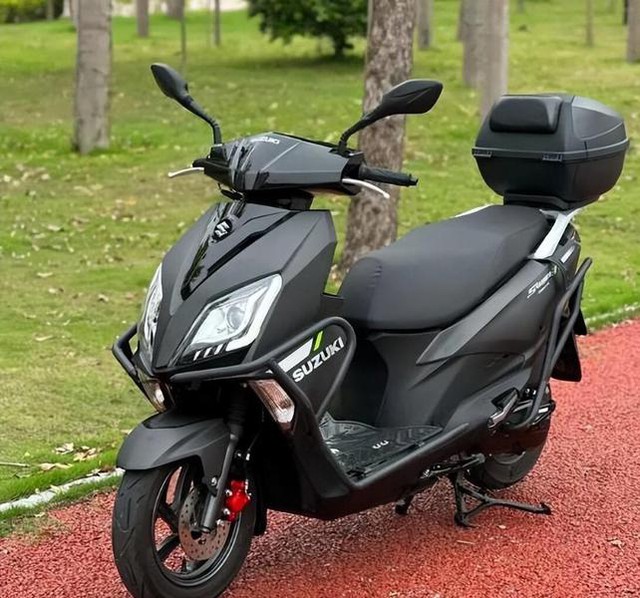 Chiếc xe tay ga không ABS của nhà Suzuki khiến thị trường Trung Quốc 'náo loạn': Người dùng nóng ruột, hãng vẫn im lặng! - Ảnh 3