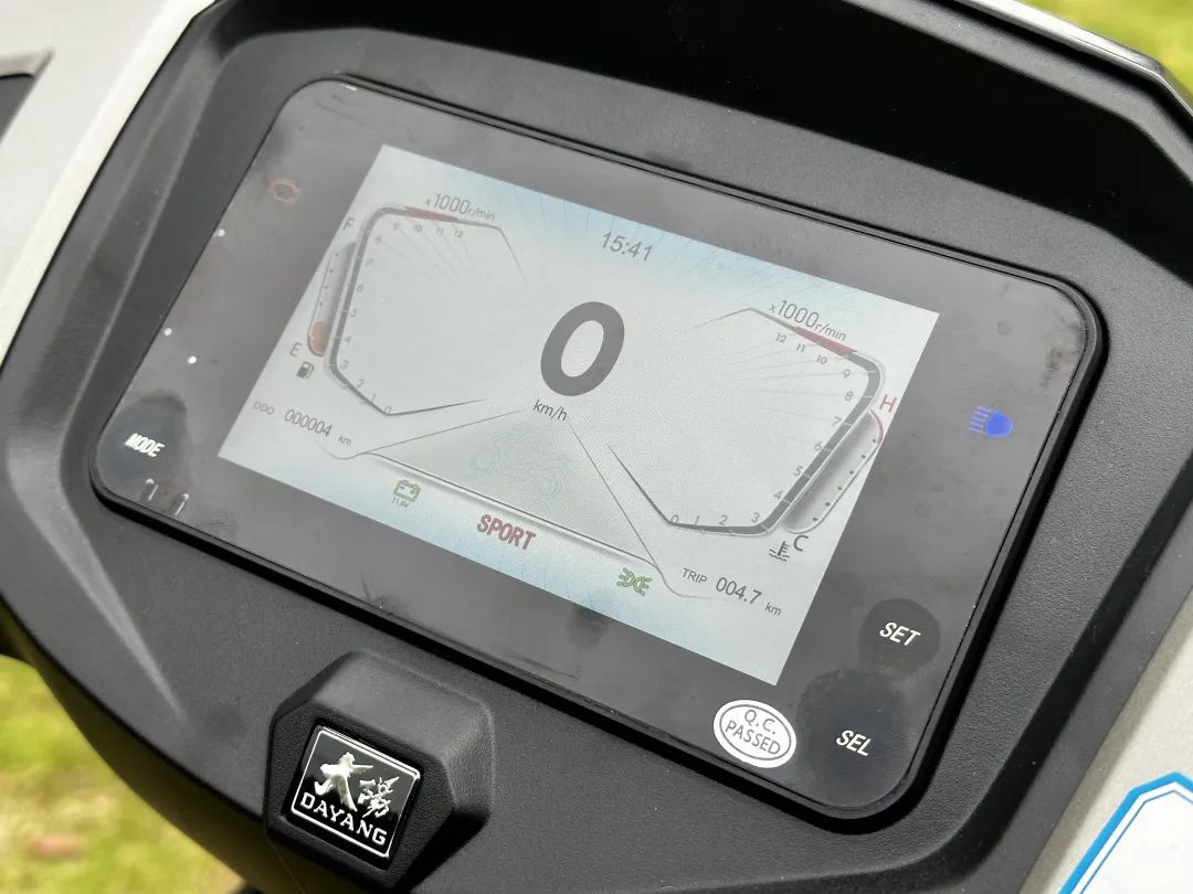 'Vua xe ga' 125cc siêu tiết kiệm xăng ra mắt: ABS 2 kênh xịn xò ngang Honda SH, giá rẻ hơn Air Blade - Ảnh 4