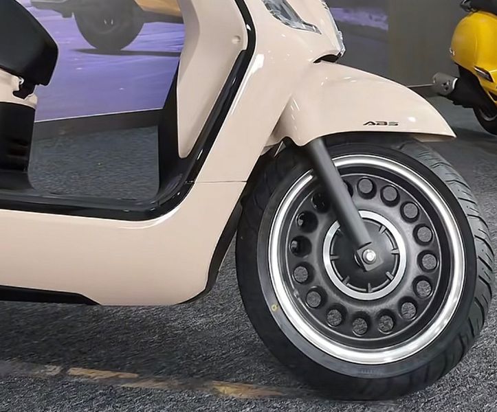 Xe ga dáng cổ của Honda chính thức mở bán: Thiết kế đỉnh như SH Mode, có ABS 2 kênh - ăn xăng không tới 2 lít/100 km - Ảnh 8