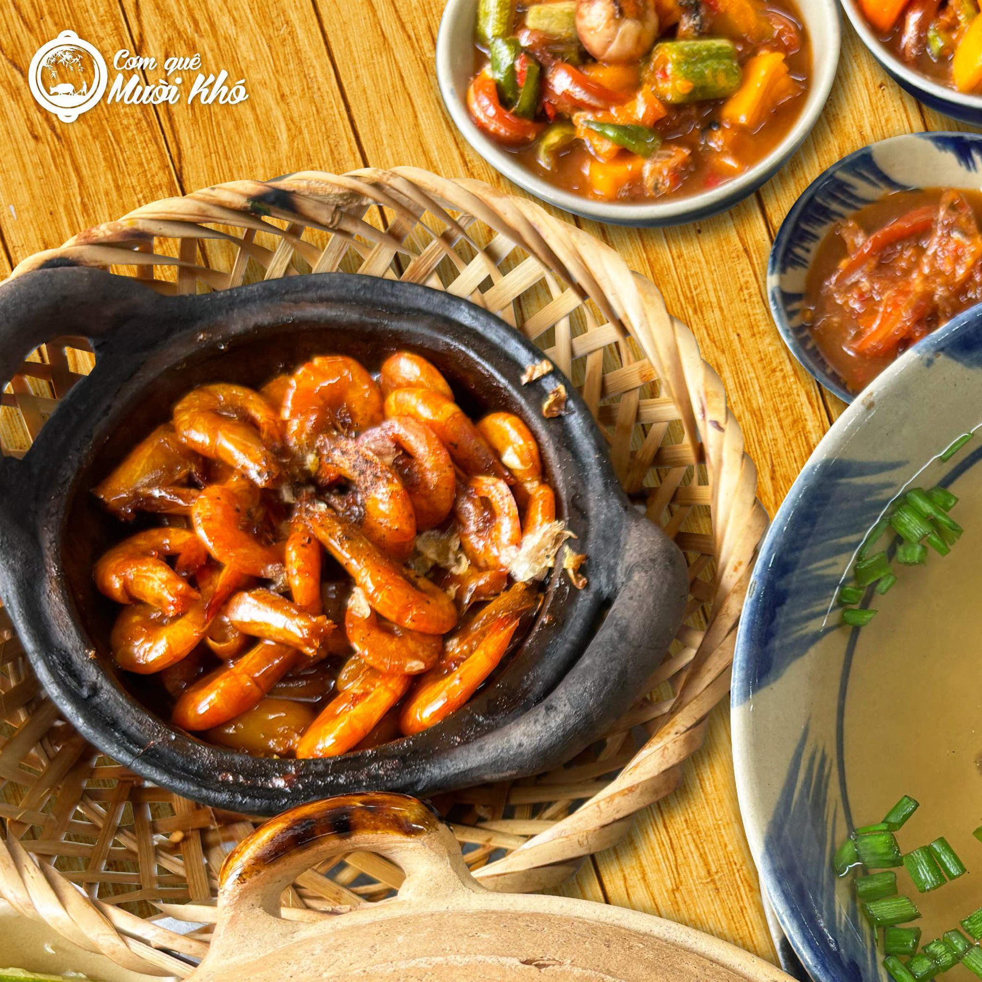 Cơm quê Mười Khó của Trường Giang bất ngờ bị réo tên giữa drama "cơm quê giá thành phố" - Ảnh 8