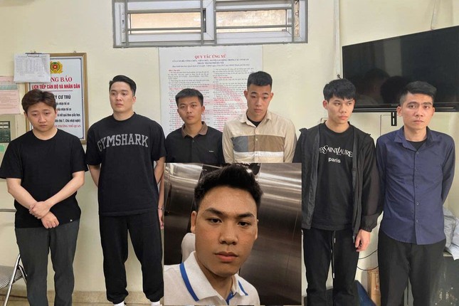 Công an Hà Nội vạch trần thủ đoạn của đường dây sản xuất, tiêu thụ thuốc tăng cường sinh lý giả - Ảnh 1