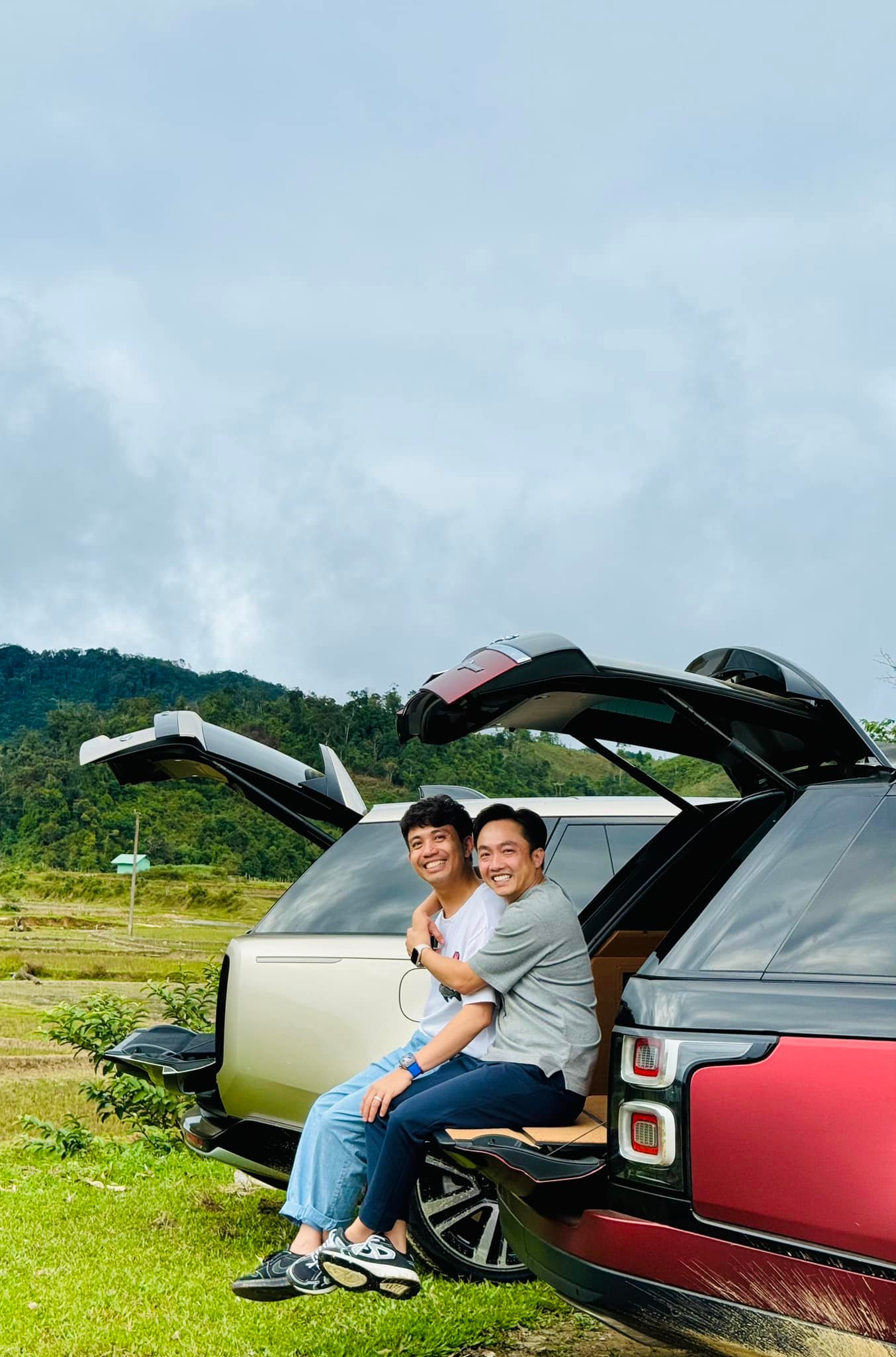 Minh Nhựa chia tay Range Rover SVAutobiography sau 3 năm gắn bó, giá rao 8 tỷ tiệm cận Mercedes-Maybach S-Class - Ảnh 7