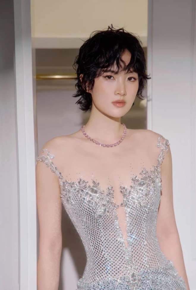 Khán giả đồng loạt xin lỗi công chúa Huawei - Ảnh 4