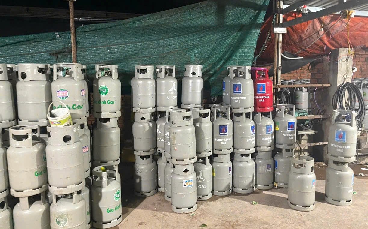 “Giật mình” kết quả kiểm tra các cơ sở kinh doanh gas lớn ở TP Biên Hòa, Đồng Nai - Ảnh 2