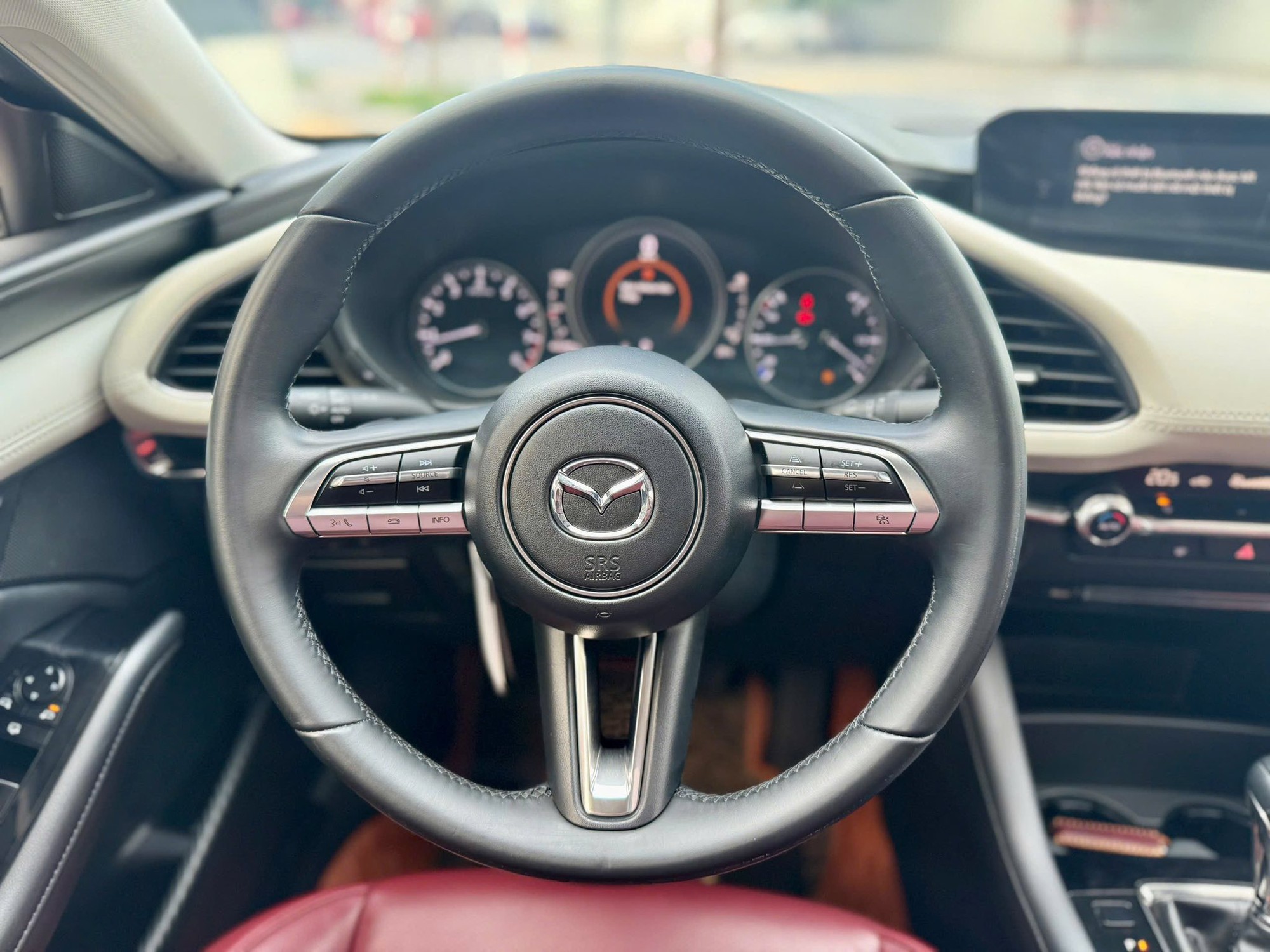 Mazda3 2020 rao bán gần 600 triệu: Gần đắt nhất thị trường, khó “đụng hàng”, chỉ có 40 chiếc toàn Việt Nam - Ảnh 8