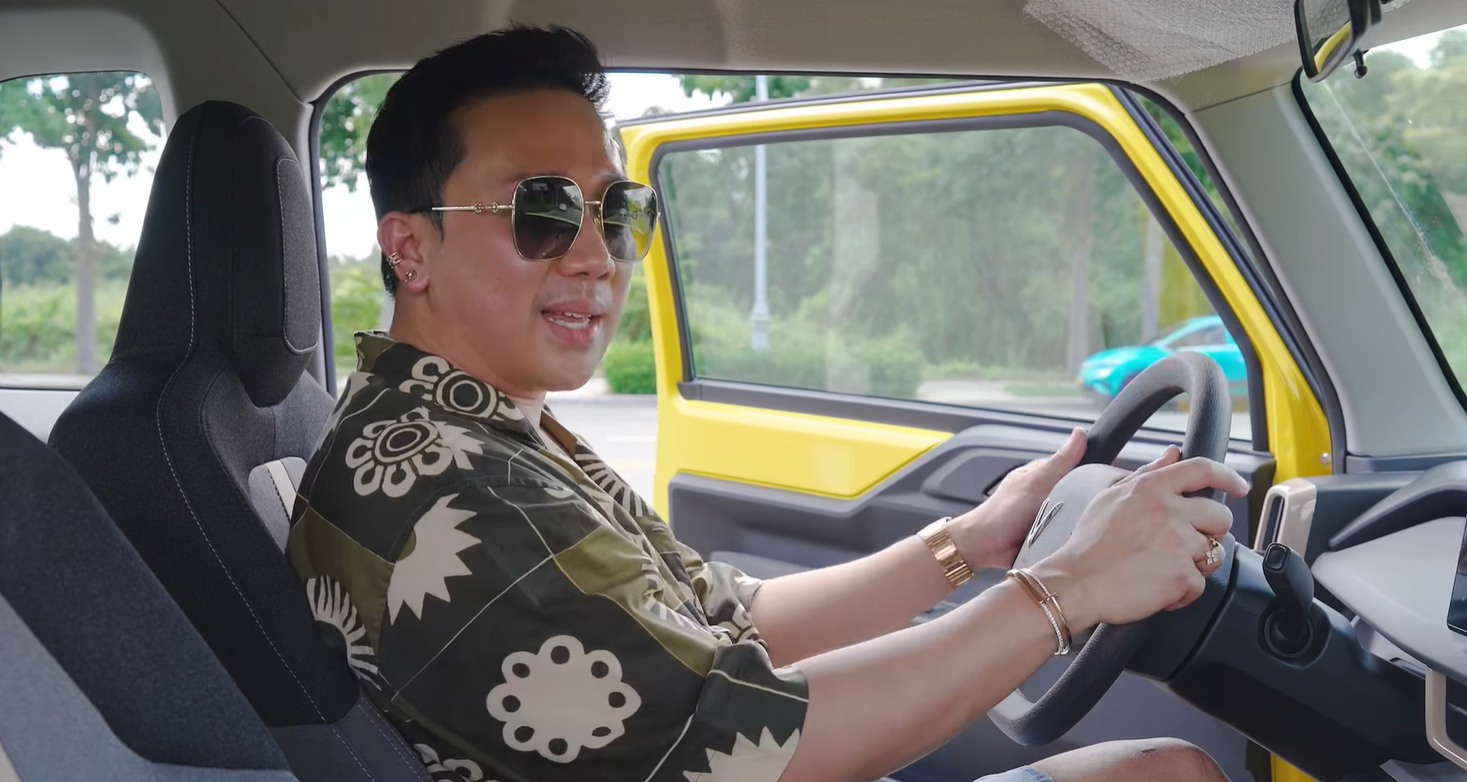 Trấn Thành review xe VinFast VF 3 mượt như dân chuyên nghiệp, khẳng định "không quảng cáo" - Ảnh 4