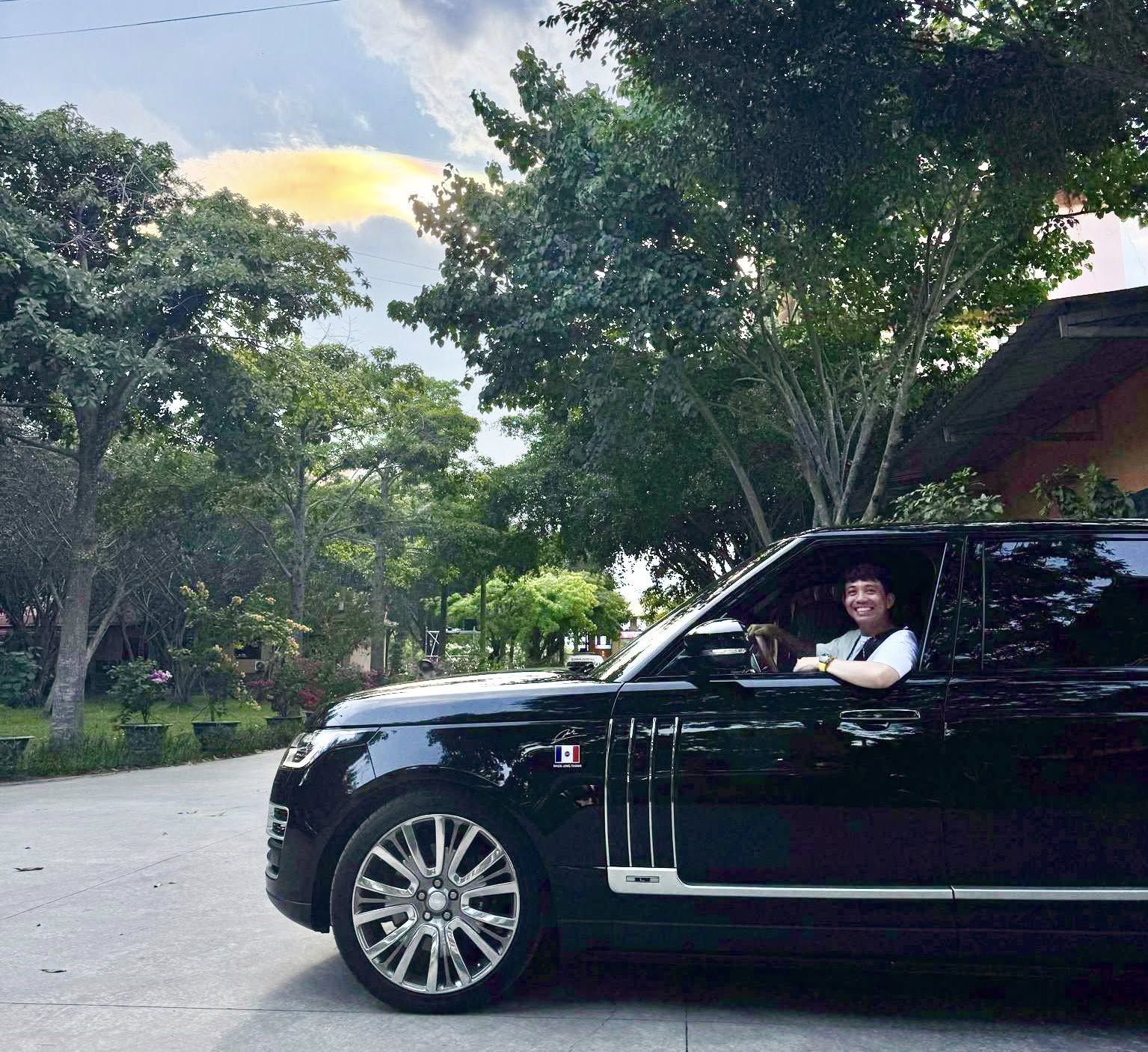 Minh Nhựa chia tay Range Rover SVAutobiography sau 3 năm gắn bó, giá rao 8 tỷ tiệm cận Mercedes-Maybach S-Class - Ảnh 1