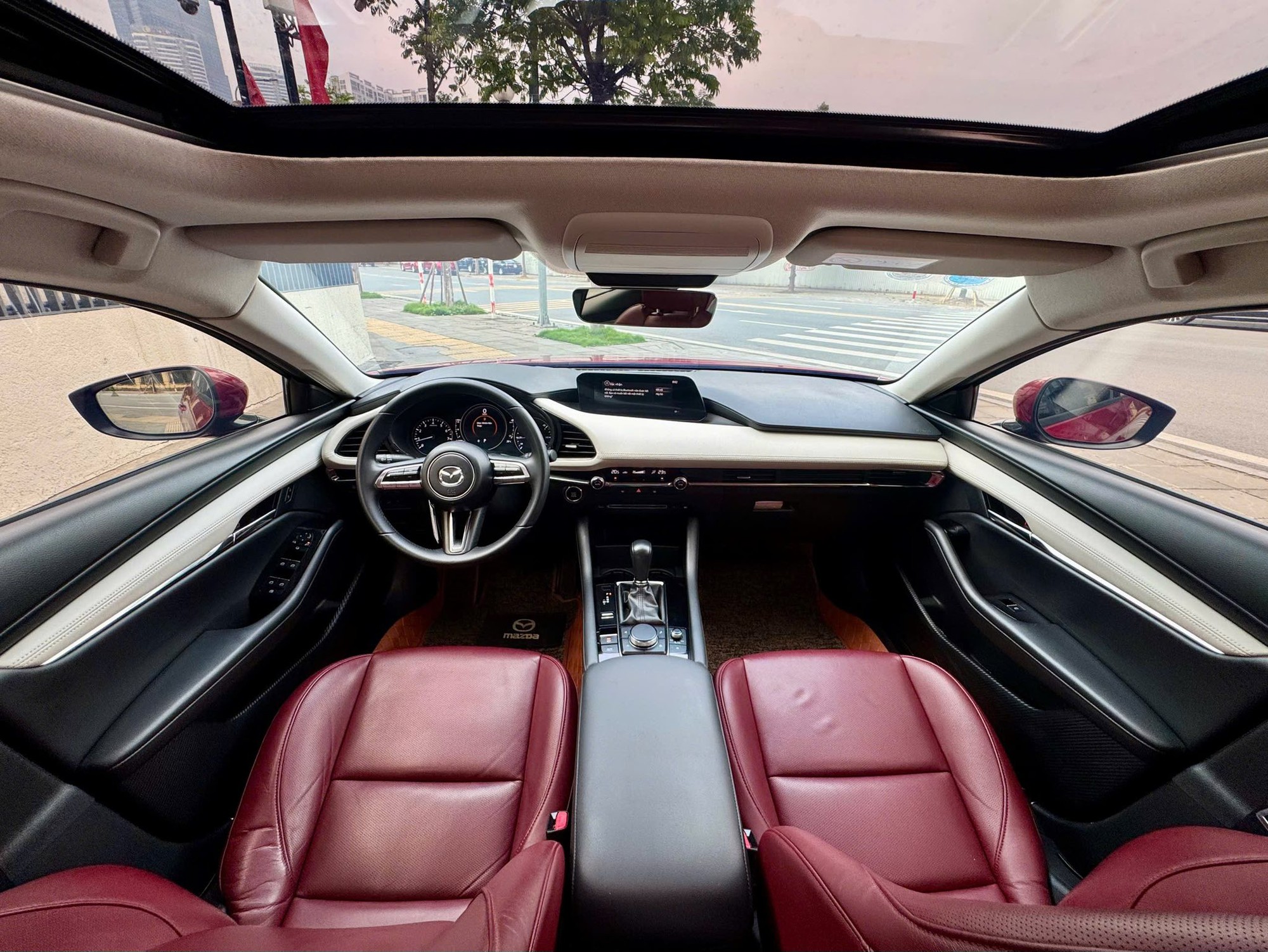 Mazda3 2020 rao bán gần 600 triệu: Gần đắt nhất thị trường, khó “đụng hàng”, chỉ có 40 chiếc toàn Việt Nam - Ảnh 6
