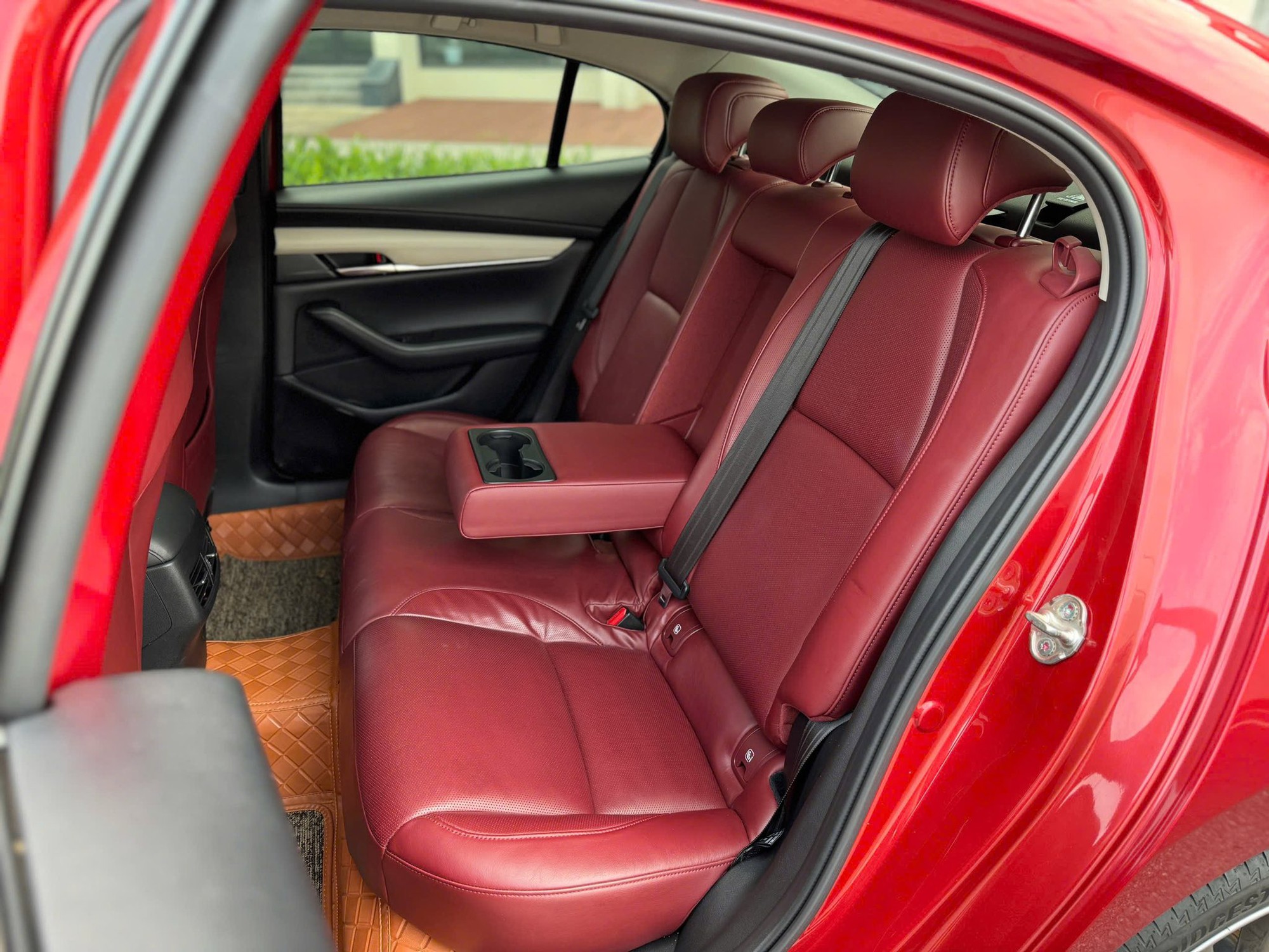 Mazda3 2020 rao bán gần 600 triệu: Gần đắt nhất thị trường, khó “đụng hàng”, chỉ có 40 chiếc toàn Việt Nam - Ảnh 11