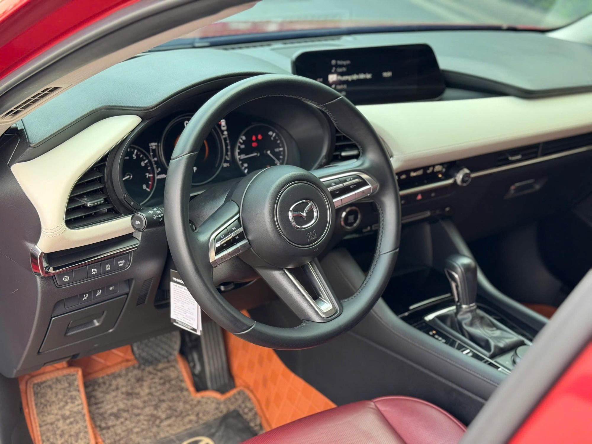 Mazda3 2020 rao bán gần 600 triệu: Gần đắt nhất thị trường, khó “đụng hàng”, chỉ có 40 chiếc toàn Việt Nam - Ảnh 7