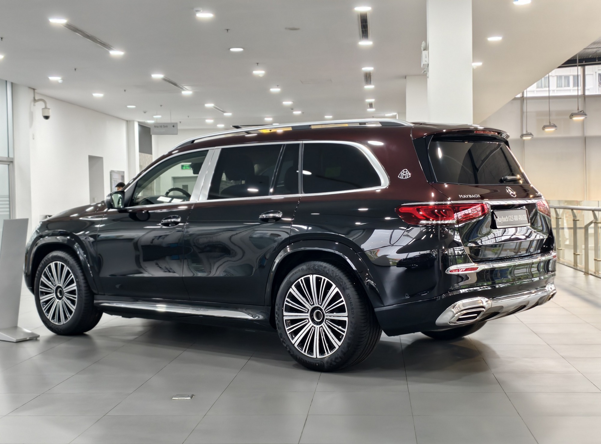 Cận cảnh Mercedes-Maybach GLS 480 hiếm ở đại lý: Riêng tiền chọn màu sơn thừa mua Mazda CX-5 bản cao nhất - Ảnh 4