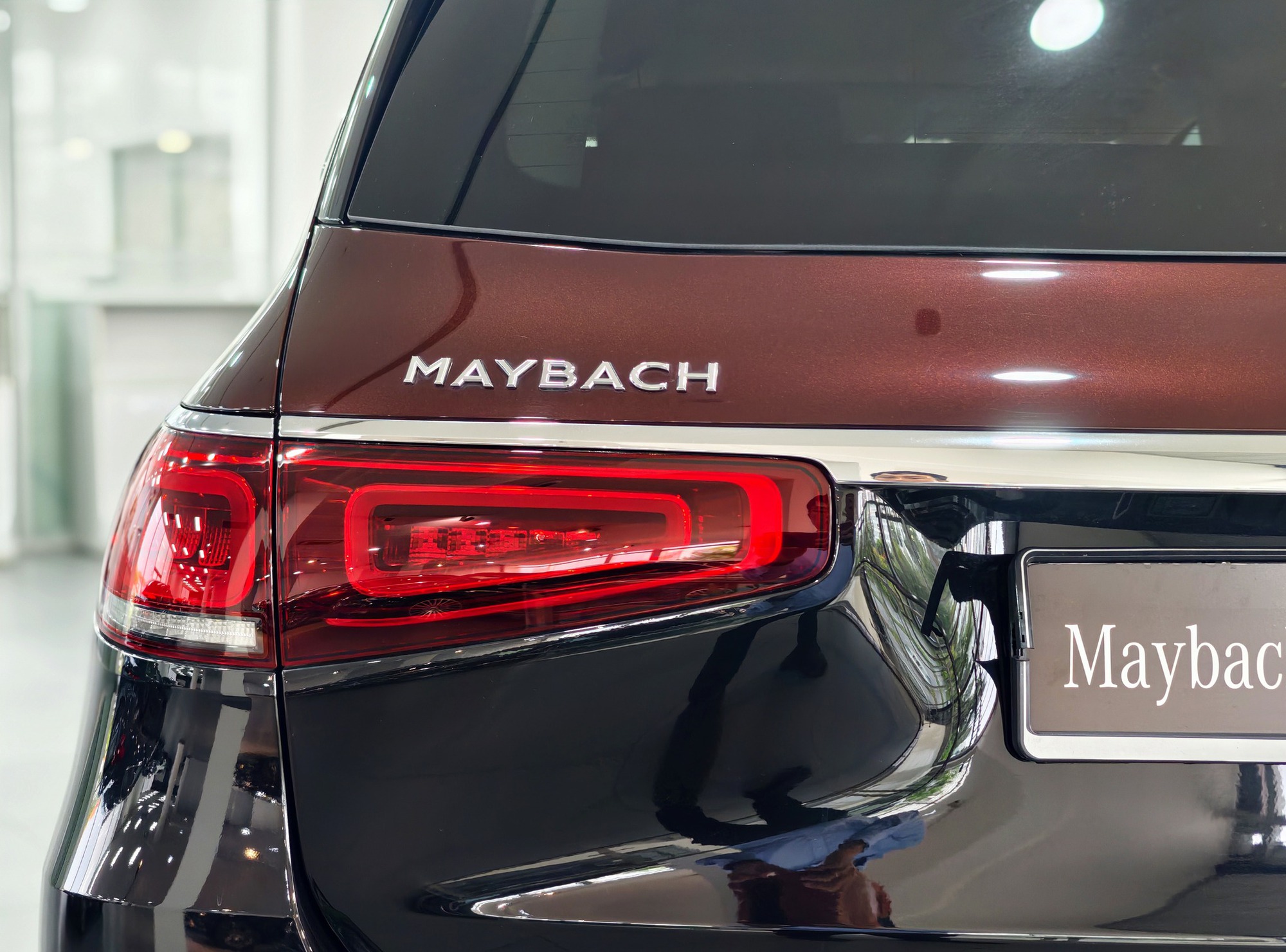 Cận cảnh Mercedes-Maybach GLS 480 hiếm ở đại lý: Riêng tiền chọn màu sơn thừa mua Mazda CX-5 bản cao nhất - Ảnh 6