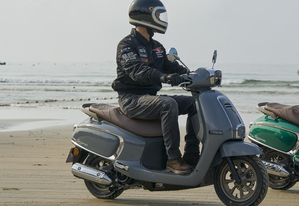 Xe ga Suzuki thiết kế hoài cổ đẹp như Vespa, giá chỉ 35 triệu đồng - Ảnh 2