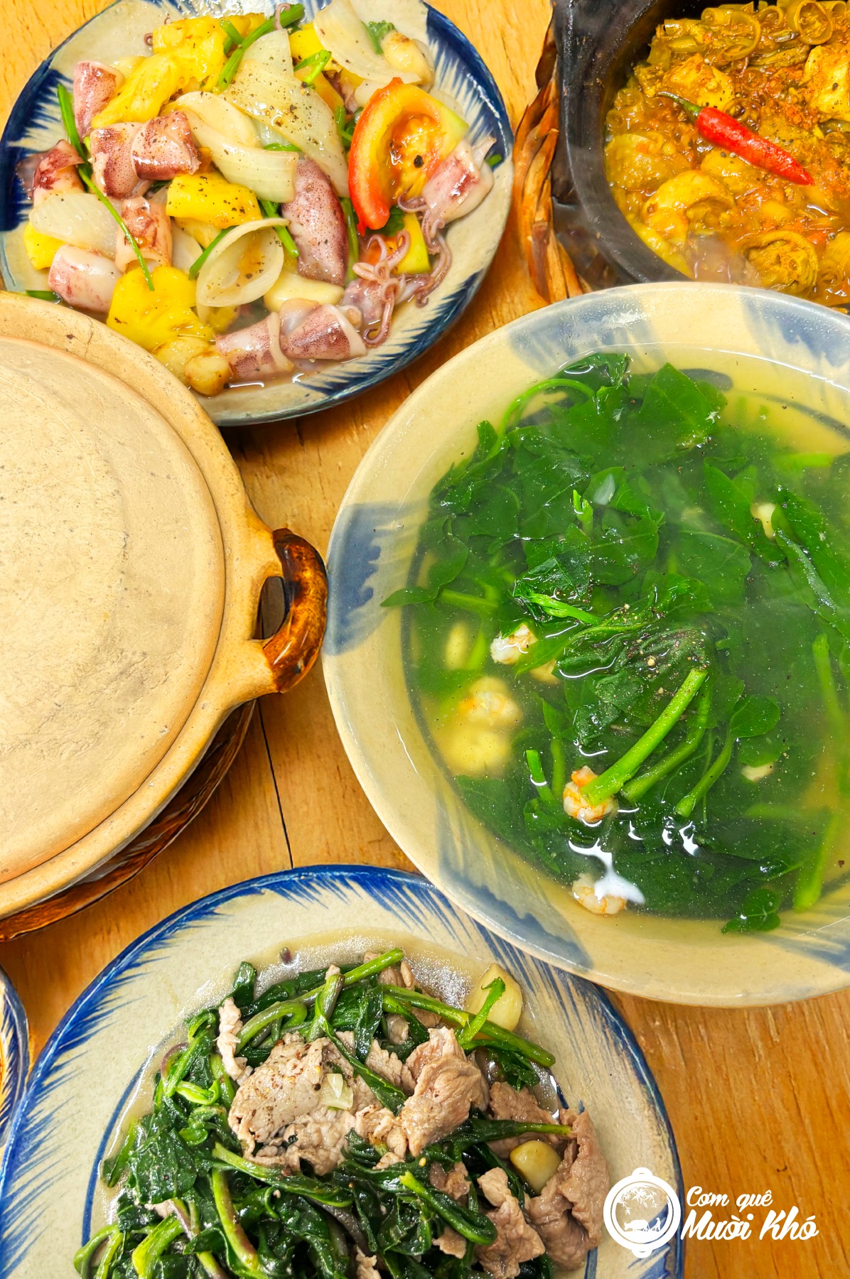 Cơm quê Mười Khó của Trường Giang bất ngờ bị réo tên giữa drama "cơm quê giá thành phố" - Ảnh 4