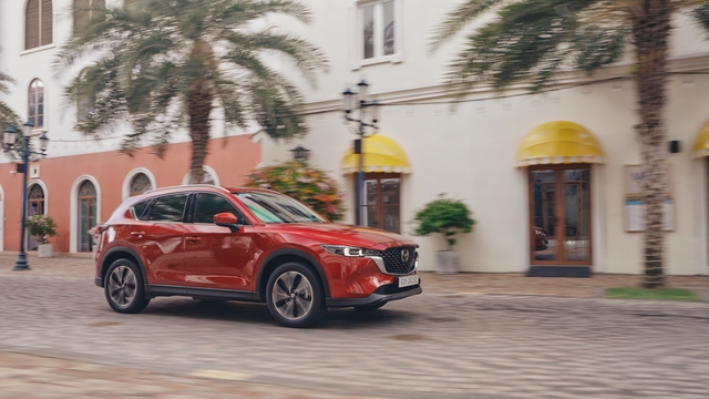 Sở hữu SUV “quốc dân” Mazda CX-5 chỉ từ 714 triệu đồng - Ảnh 2