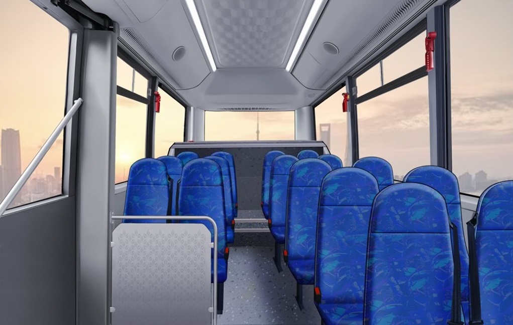 Ông Phạm Nhật Vượng bất ngờ ra mắt xe buýt điện dành riêng cho đưa đón học sinh: Trang bị đỉnh nóc, tích hợp công nghệ chưa từng có ở Việt Nam - Ảnh 3