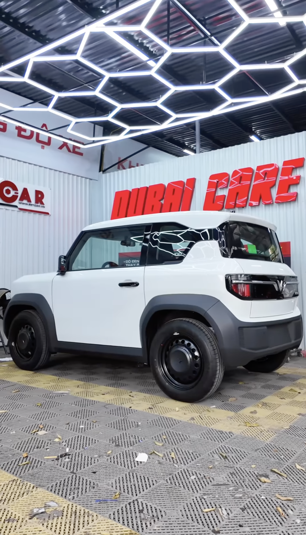 ‘Cá sấu chúa’ Quỳnh Nga tậu VinFast VF 3 dù đã có Mercedes C-Class, độ lại theo phong cách 'ngoan, xinh, yêu' khiến CĐM trầm trồ - Ảnh 3