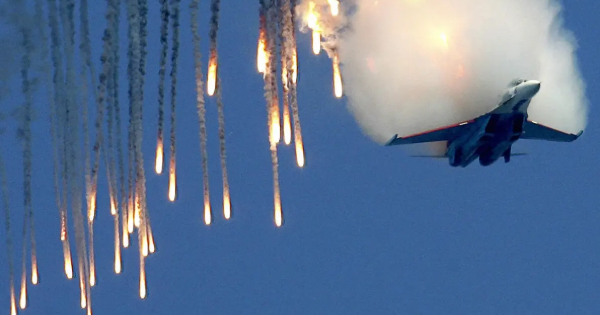 Không riêng Việt Nam, Su-30 được rất nhiều quốc gia chọn mua vì lý do đặc biệt này