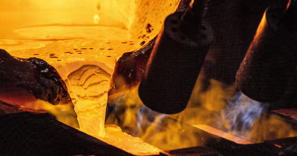 Không phải dầu thô hay khí đốt, châu Âu bất ngờ săn lùng một mặt hàng của Nga bất chấp lệnh trừng phạt, nhập khẩu tăng hơn 10 lần